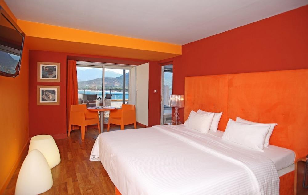 Hotel Balanea Calvi  Buitenkant foto