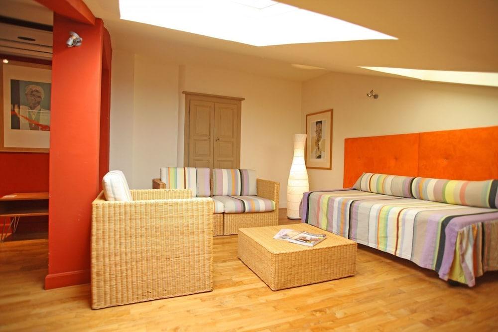 Hotel Balanea Calvi  Buitenkant foto