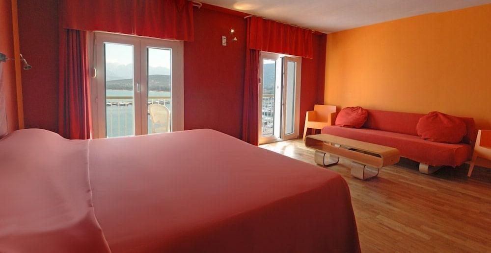 Hotel Balanea Calvi  Buitenkant foto