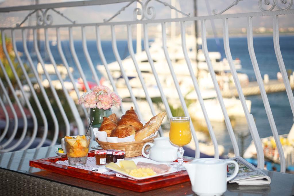 Hotel Balanea Calvi  Buitenkant foto