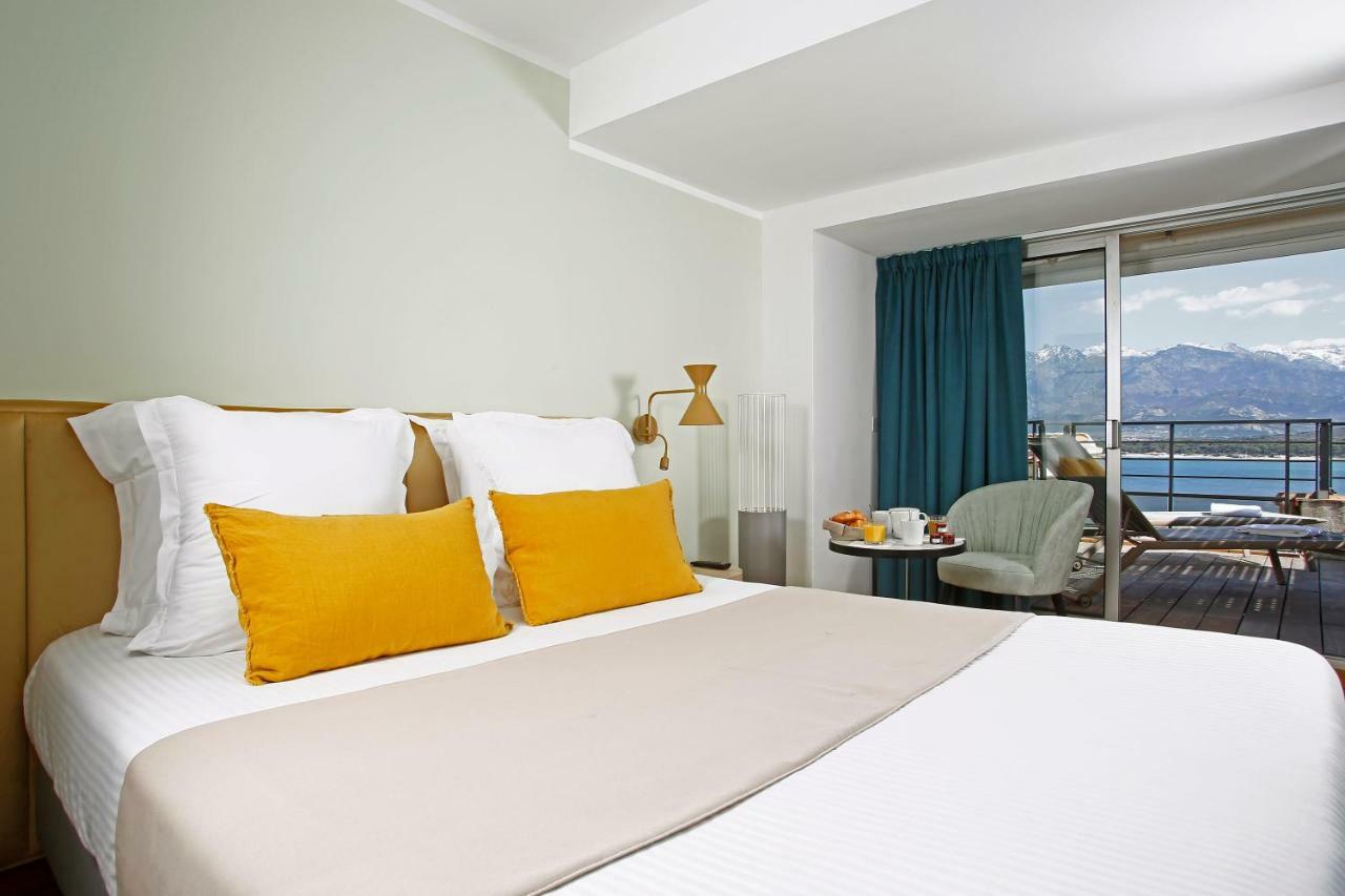 Hotel Balanea Calvi  Buitenkant foto
